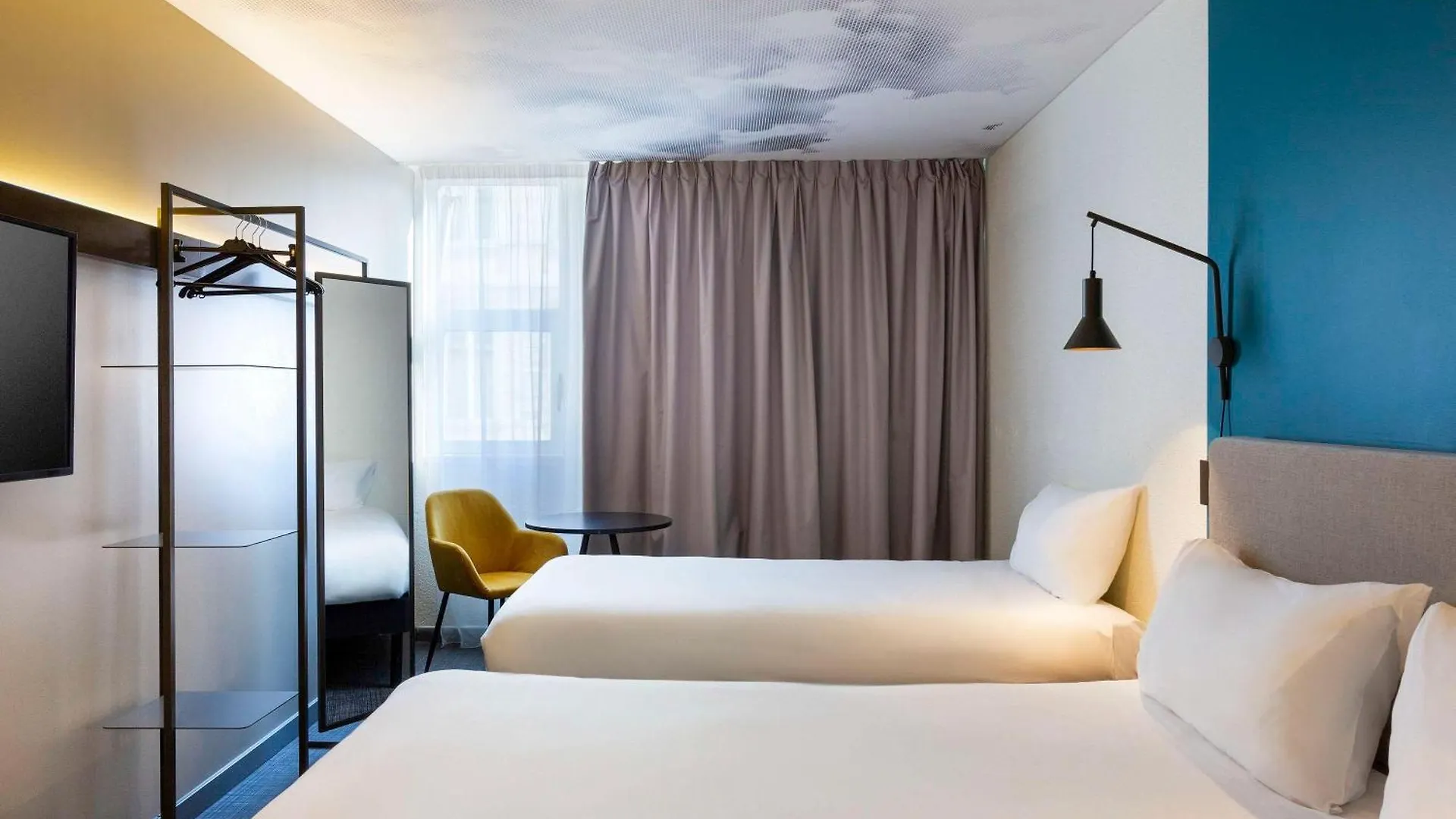 Ibis Marseille Centre Prefecture Hotel 3*,