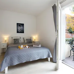 Apartment Riverside 