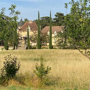 chateau-le-perchoir.hotels-rhonealpes.com/