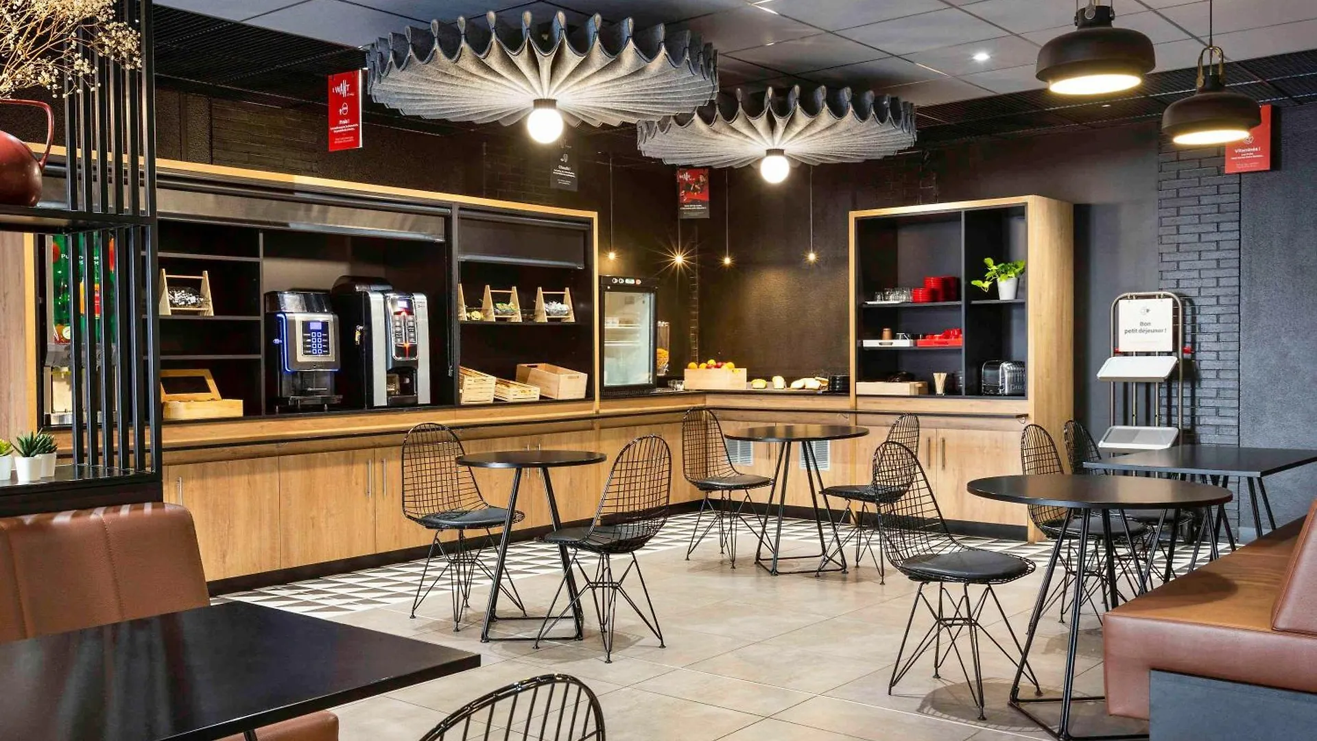 Hotel Ibis Marseille Centre Prefecture